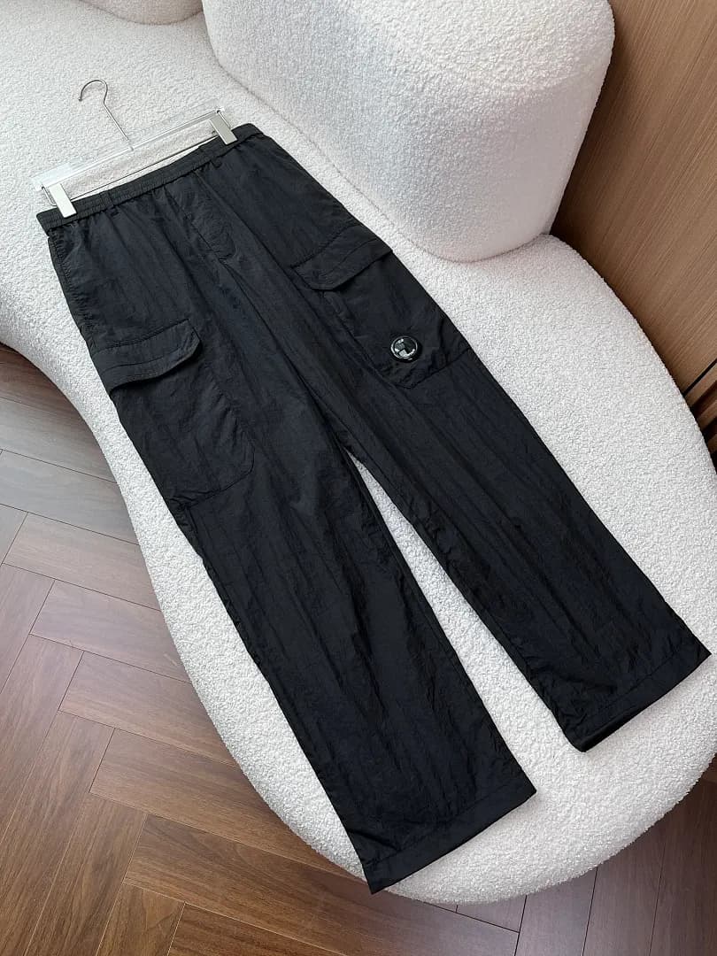 C.P. Company Calça cargo em nylon